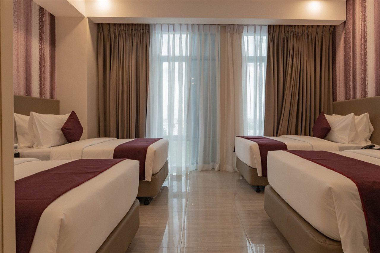 Bayfront Hotel Cebu Capitol Site - Multiple Use Hotel Esterno foto
